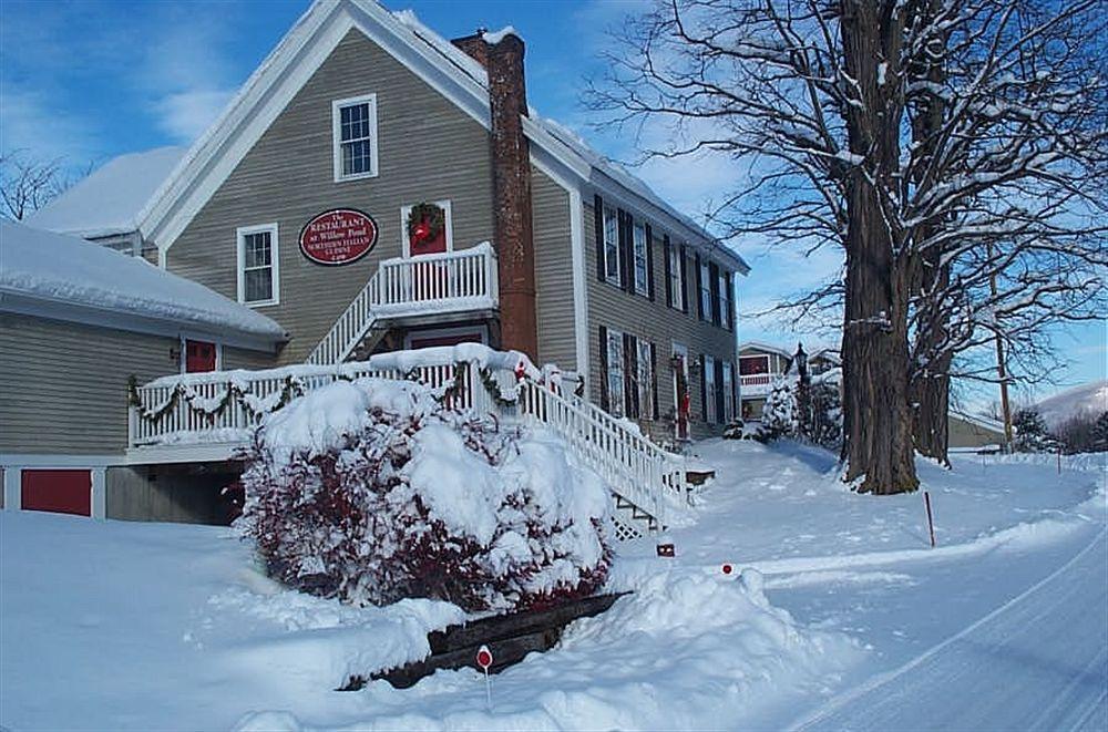 The Inn At Willow Pond Manchester Center Exterior photo